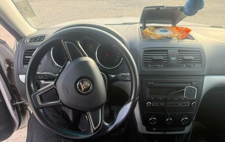 Skoda Yeti I рестайлинг, 2015 год, 780 000 рублей, 14 фотография