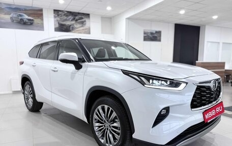 Toyota Highlander, 2026 год, 5 500 000 рублей, 6 фотография