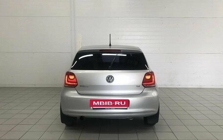 Volkswagen Polo VI (EU Market), 2011 год, 660 000 рублей, 7 фотография