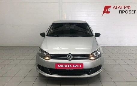 Volkswagen Polo VI (EU Market), 2011 год, 660 000 рублей, 2 фотография