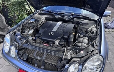 Mercedes-Benz E-Класс, 2005 год, 990 000 рублей, 9 фотография