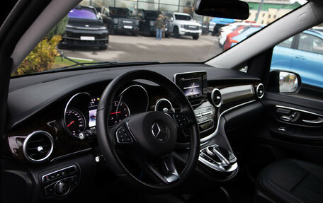Mercedes-Benz V-Класс, 2016 год, 3 998 000 рублей, 11 фотография