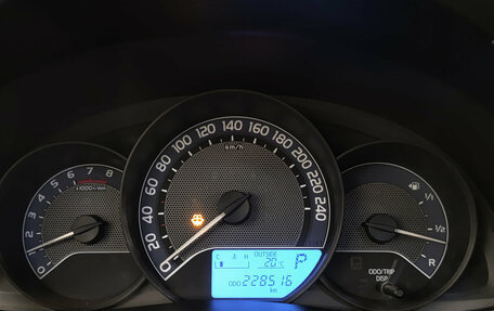 Toyota Corolla, 2014 год, 1 075 000 рублей, 13 фотография