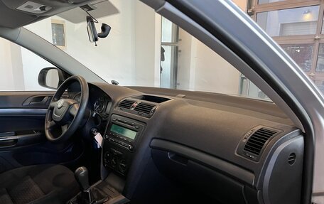 Skoda Octavia, 2011 год, 695 000 рублей, 12 фотография