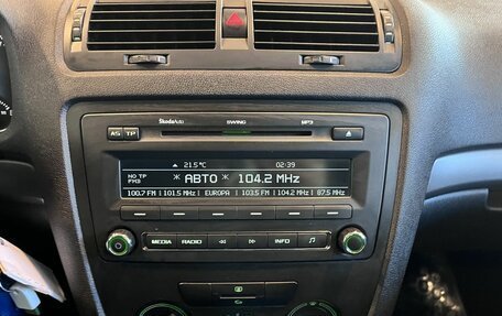 Skoda Octavia, 2011 год, 695 000 рублей, 13 фотография