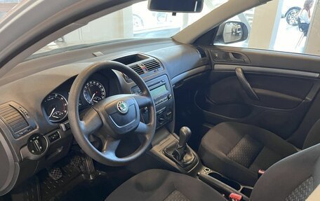 Skoda Octavia, 2011 год, 695 000 рублей, 23 фотография