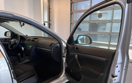 Skoda Octavia, 2011 год, 695 000 рублей, 27 фотография