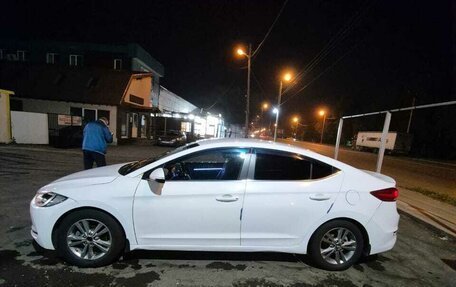 Hyundai Elantra VI рестайлинг, 2016 год, 800 000 рублей, 9 фотография