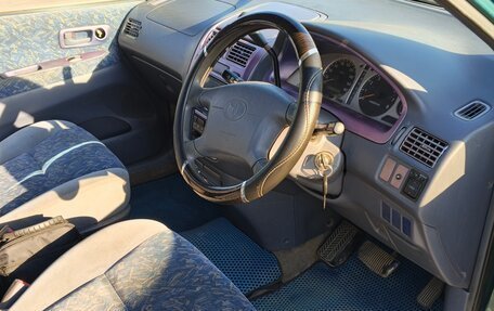 Toyota Ipsum II, 1998 год, 380 000 рублей, 3 фотография