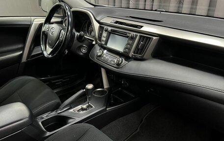 Toyota RAV4, 2014 год, 2 099 888 рублей, 18 фотография