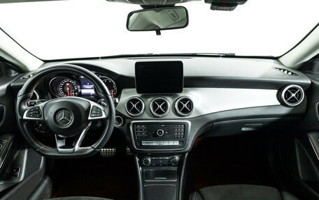 Mercedes-Benz CLA, 2017 год, 2 390 000 рублей, 13 фотография