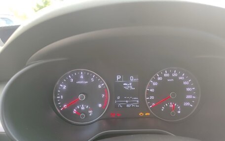 KIA Rio IV, 2017 год, 907 000 рублей, 8 фотография