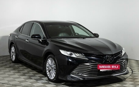 Toyota Camry, 2018 год, 2 899 000 рублей, 3 фотография