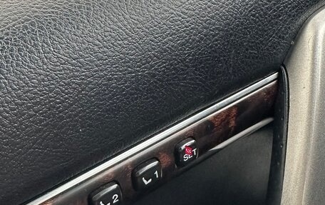 Toyota Land Cruiser 200, 2012 год, 3 687 000 рублей, 32 фотография
