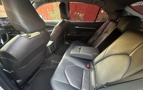 Toyota Camry, 2021 год, 3 200 000 рублей, 12 фотография