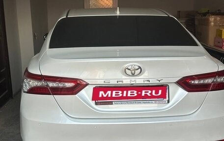 Toyota Camry, 2021 год, 3 200 000 рублей, 20 фотография