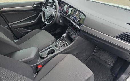 Volkswagen Jetta VII, 2021 год, 2 000 000 рублей, 12 фотография
