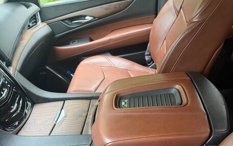 Cadillac Escalade IV, 2016 год, 4 000 000 рублей, 14 фотография