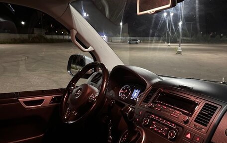 Volkswagen Multivan T5, 2014 год, 2 469 000 рублей, 18 фотография