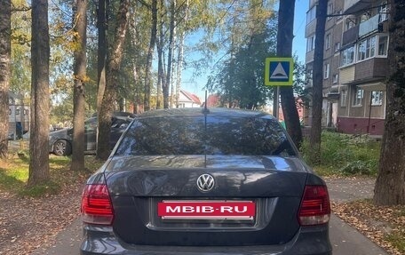 Volkswagen Polo VI (EU Market), 2018 год, 740 000 рублей, 2 фотография