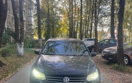 Volkswagen Polo VI (EU Market), 2018 год, 740 000 рублей, 1 фотография