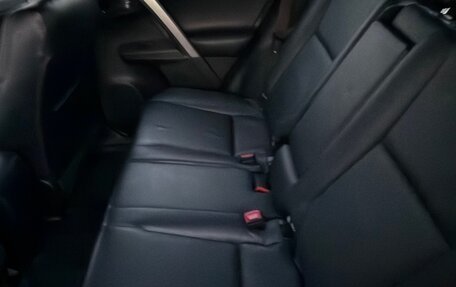 Toyota RAV4, 2014 год, 1 850 000 рублей, 13 фотография