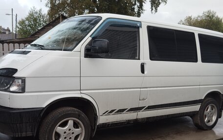 Volkswagen Transporter T4, 1991 год, 700 000 рублей, 1 фотография