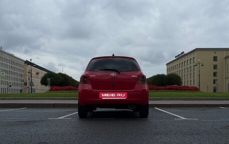 Toyota Yaris III рестайлинг, 2007 год, 480 000 рублей, 16 фотография