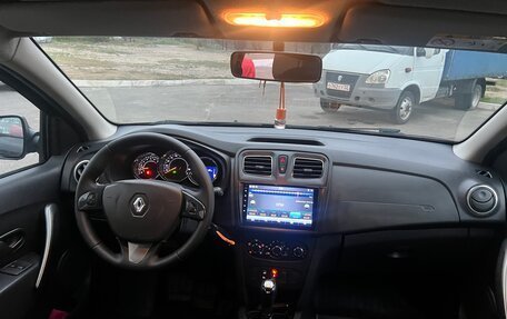Renault Sandero II рестайлинг, 2017 год, 910 000 рублей, 12 фотография