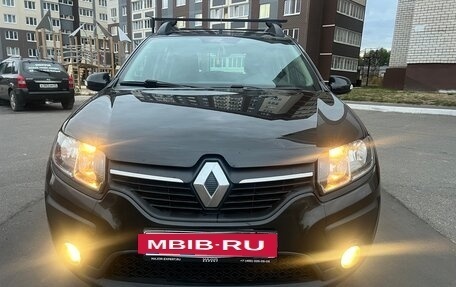 Renault Sandero II рестайлинг, 2017 год, 910 000 рублей, 2 фотография