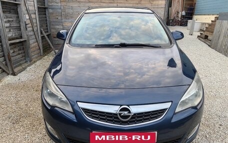 Opel Astra J, 2011 год, 659 000 рублей, 8 фотография