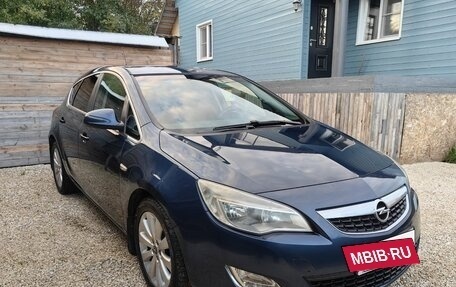 Opel Astra J, 2011 год, 659 000 рублей, 9 фотография