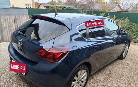 Opel Astra J, 2011 год, 659 000 рублей, 10 фотография