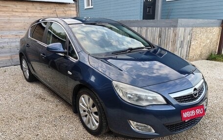 Opel Astra J, 2011 год, 659 000 рублей, 3 фотография