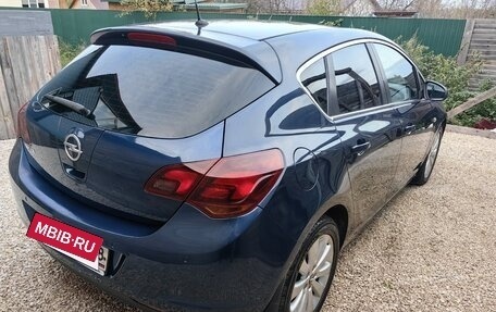 Opel Astra J, 2011 год, 659 000 рублей, 4 фотография