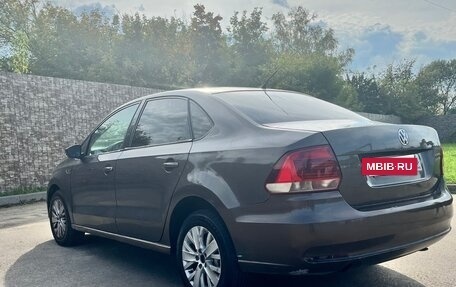 Volkswagen Polo VI (EU Market), 2015 год, 425 000 рублей, 3 фотография