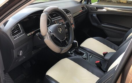 Volkswagen Tiguan II, 2017 год, 2 060 000 рублей, 11 фотография