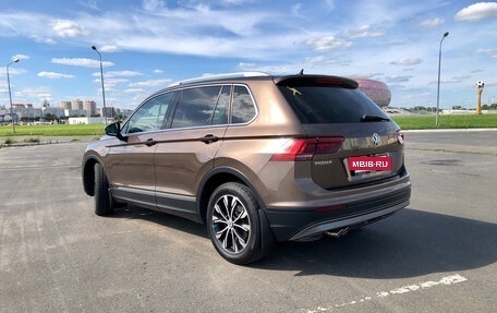 Volkswagen Tiguan II, 2017 год, 2 060 000 рублей, 3 фотография