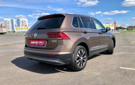 Volkswagen Tiguan II, 2017 год, 2 060 000 рублей, 6 фотография