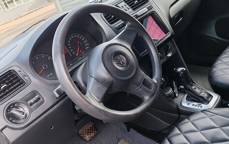 Volkswagen Polo VI (EU Market), 2013 год, 750 000 рублей, 5 фотография