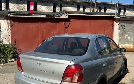 Toyota Echo, 2001 год, 260 000 рублей, 4 фотография