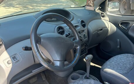 Toyota Echo, 2001 год, 260 000 рублей, 8 фотография