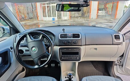 Skoda Fabia II, 2009 год, 590 000 рублей, 8 фотография