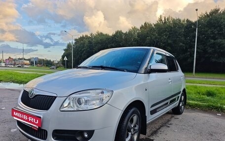 Skoda Fabia II, 2009 год, 590 000 рублей, 3 фотография