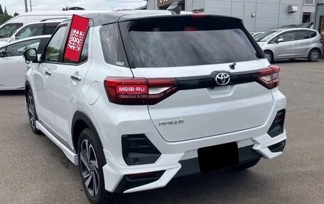 Toyota Raize I, 2022 год, 1 258 000 рублей, 2 фотография