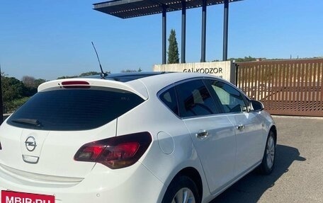 Opel Astra J, 2011 год, 649 000 рублей, 4 фотография