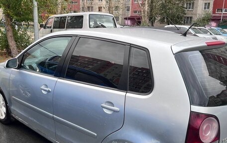 Volkswagen Polo IV рестайлинг, 2007 год, 300 000 рублей, 2 фотография