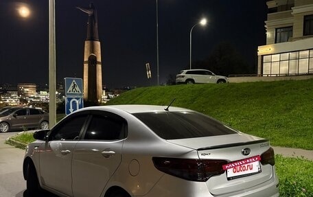 KIA Rio III рестайлинг, 2015 год, 1 000 000 рублей, 5 фотография