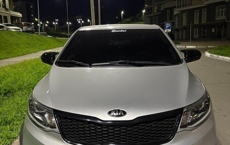 KIA Rio III рестайлинг, 2015 год, 1 000 000 рублей, 2 фотография