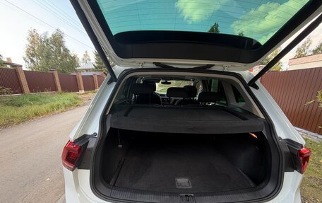 Volkswagen Tiguan II, 2018 год, 2 450 000 рублей, 10 фотография